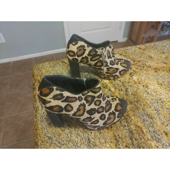 Sam Edelman Felix Leopard Print Genuine Calf Hair Ankle Boots Us Sz 6 M - Picture 5 of 11